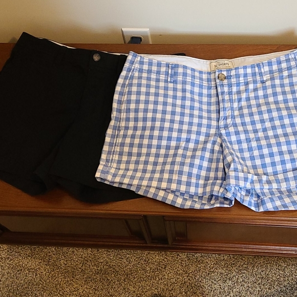 Old Navy Pants - Set of 2 Old Navy Shorts